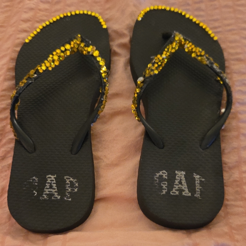 GAP Black and Yellow Sandals - Picture 1 of 2